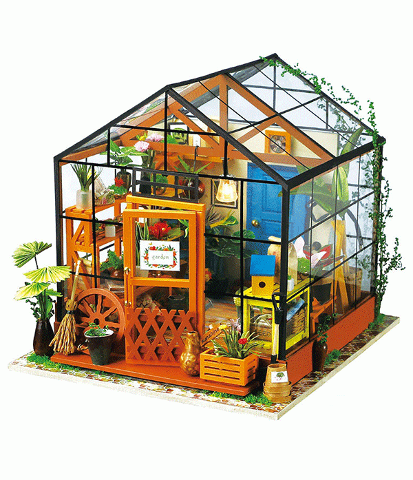 Invernadero Cathy’s Flower House montado, visto en tres cuartos sobre fondo blanco