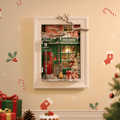 Santa’s Toy Shop expuesta en una pared decorada