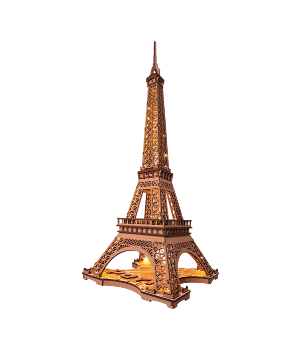 
Torre Eiffel completa sobre fondo blanco · Rolife