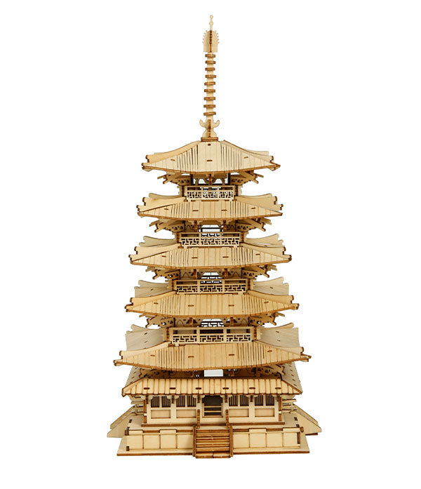 
Pagoda terminada sobre fondo blanco · Rolife